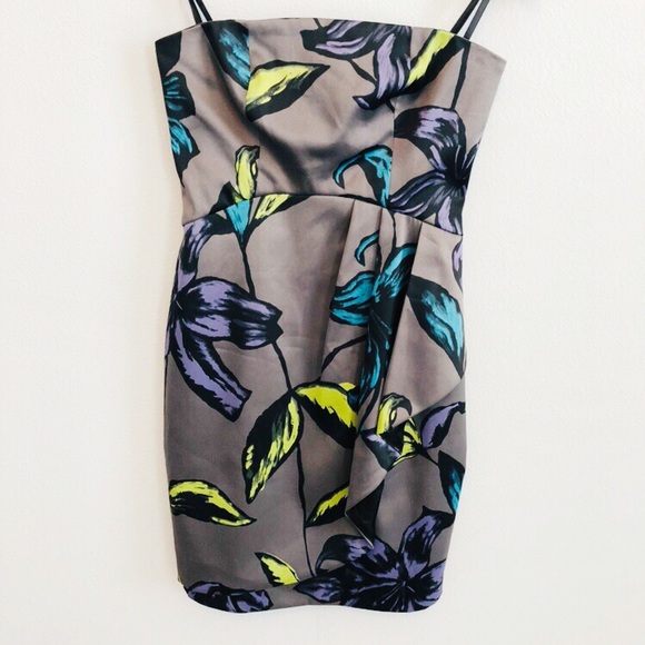 Kensie Dresses & Skirts - Kensie Floral Gray Strapless Dress | Sz 4